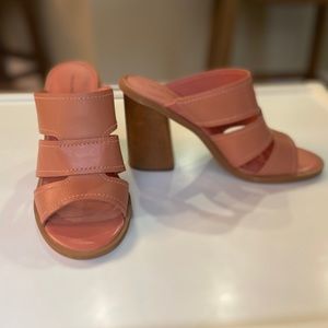Treasure & Bond Allie Block Heels